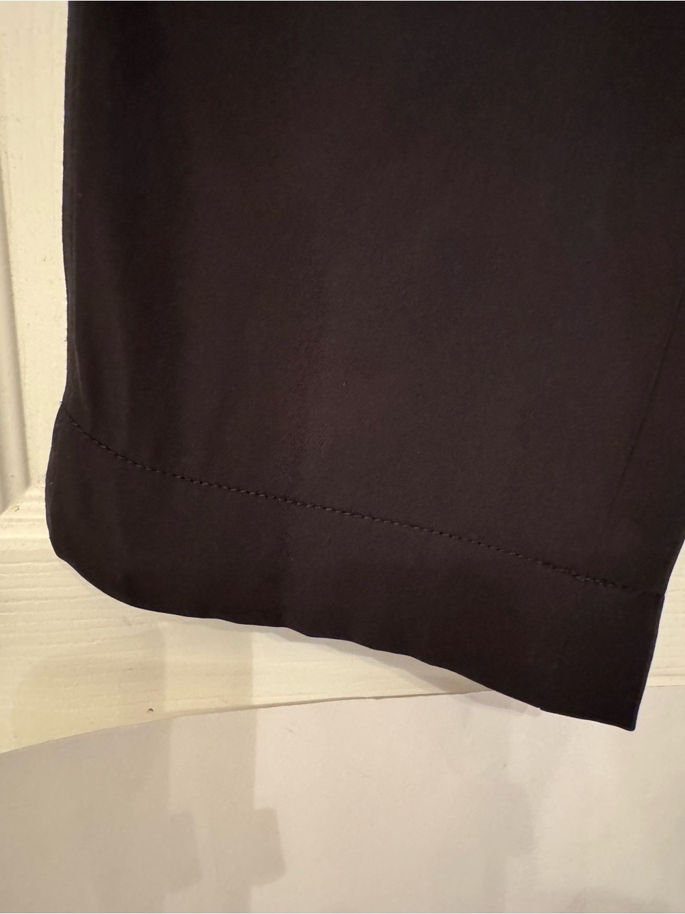Vince Pleated Pull-On Tapered Leg Pants Cropped Women’s Black Size XS - Picture 8 of 13